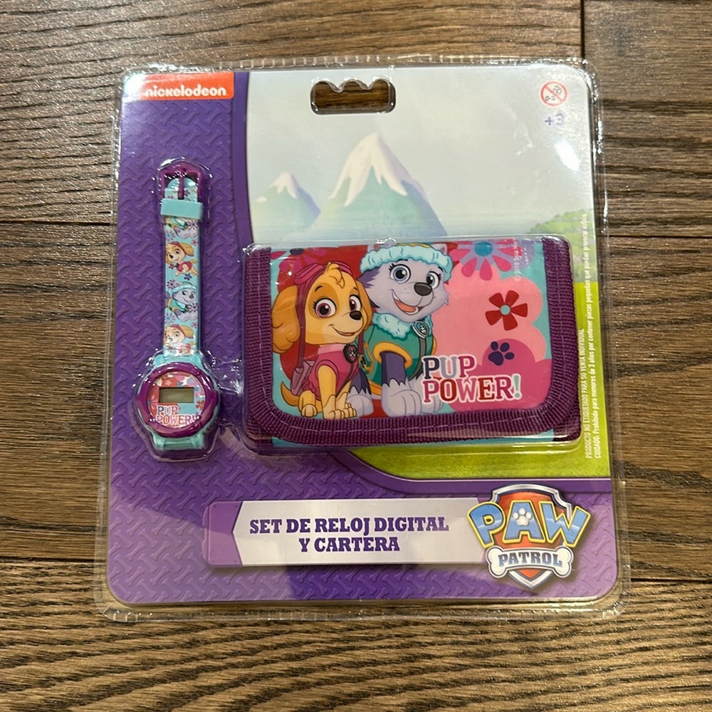 NEW Nickelodeon Paw Patrol Watch and Wallet Set